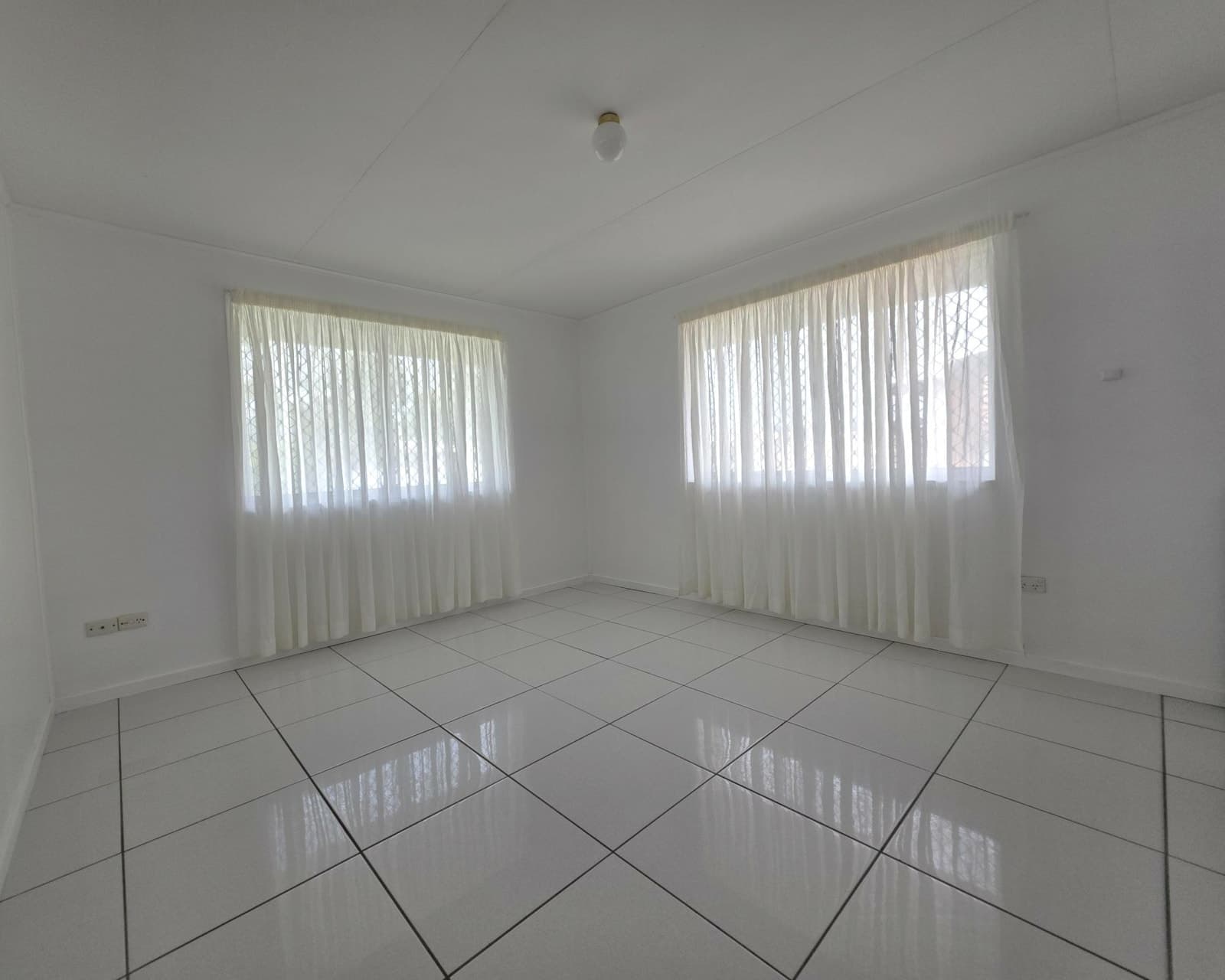 7 Martin Street, BUNDABERG EAST, Bundaberg East - Thumbnail 5