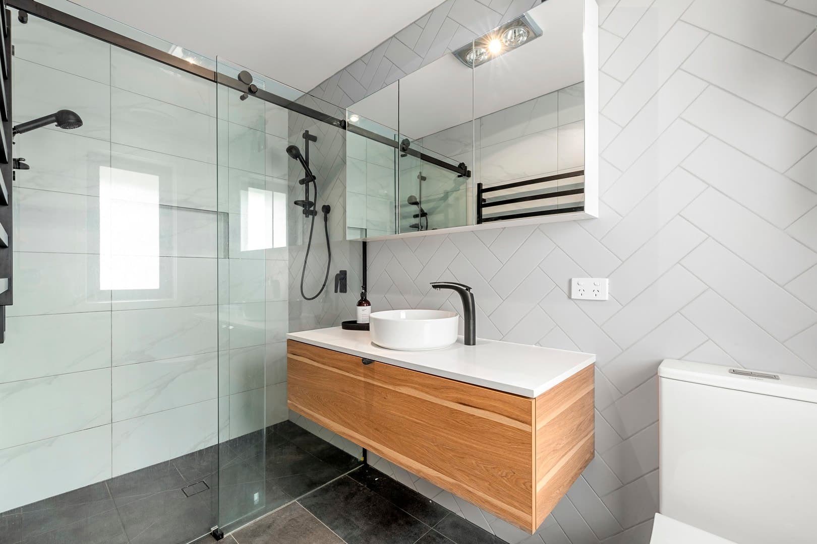 34 Sandhurst Crescent, Bundoora, VIC 3083, Bundoora - Thumbnail 4