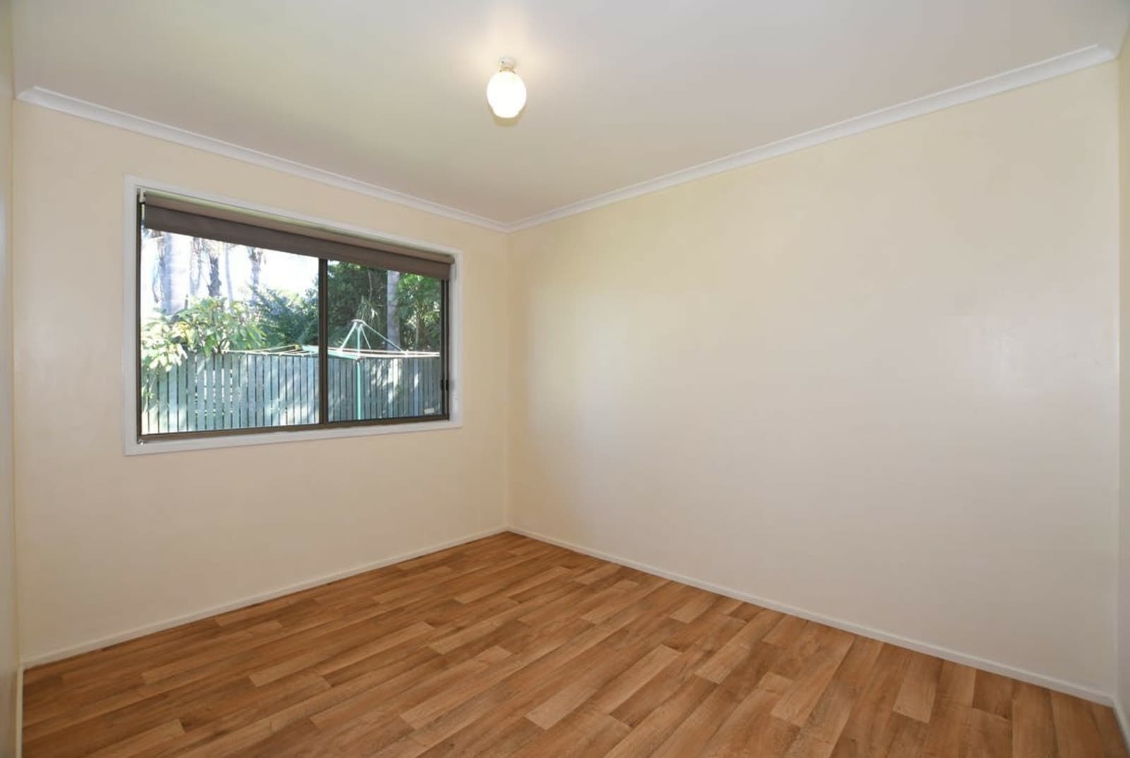 10 Central Avenue, THABEBAN, Thabeban - Thumbnail 8