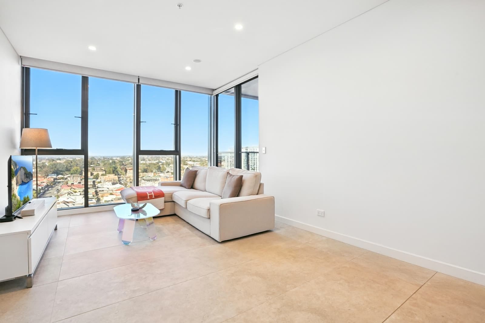 1305/20 Parkes Street, HARRIS PARK, Harris Park - Thumbnail 3