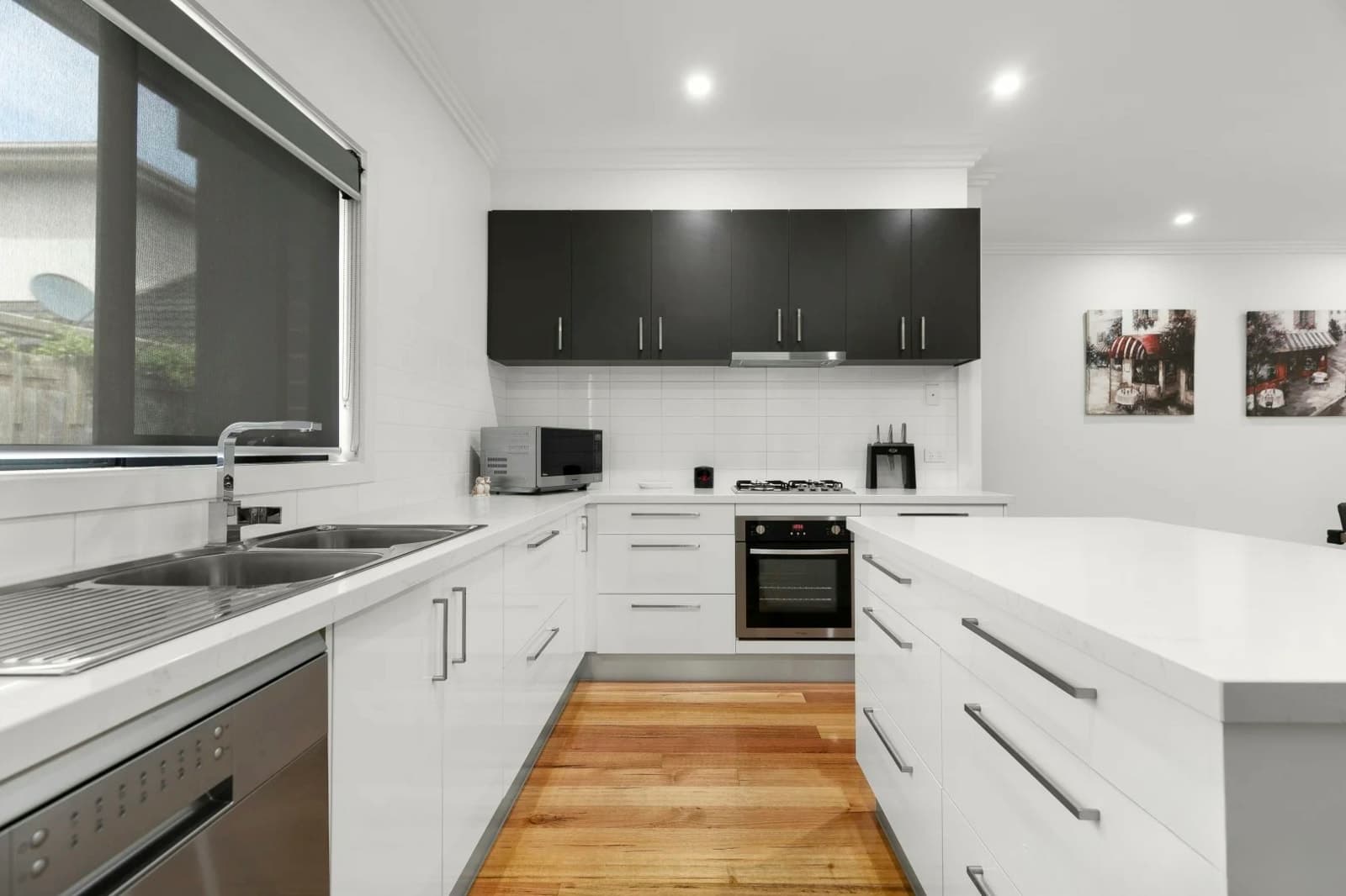 2/4 Birch Avenue, TULLAMARINE, Tullamarine - Thumbnail 4
