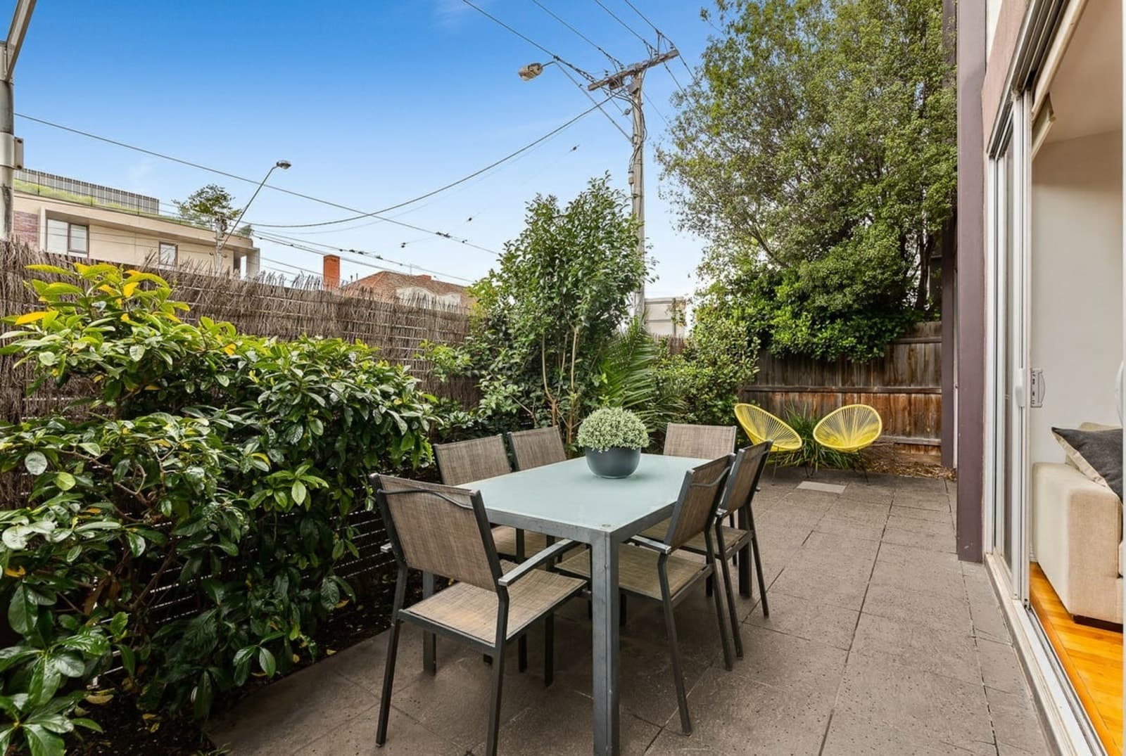 1/93 Carlisle Street, ST KILDA, St Kilda - Thumbnail 2