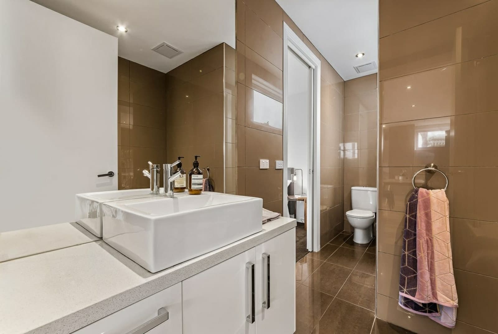 1/93 Carlisle Street, ST KILDA, St Kilda - Thumbnail 7