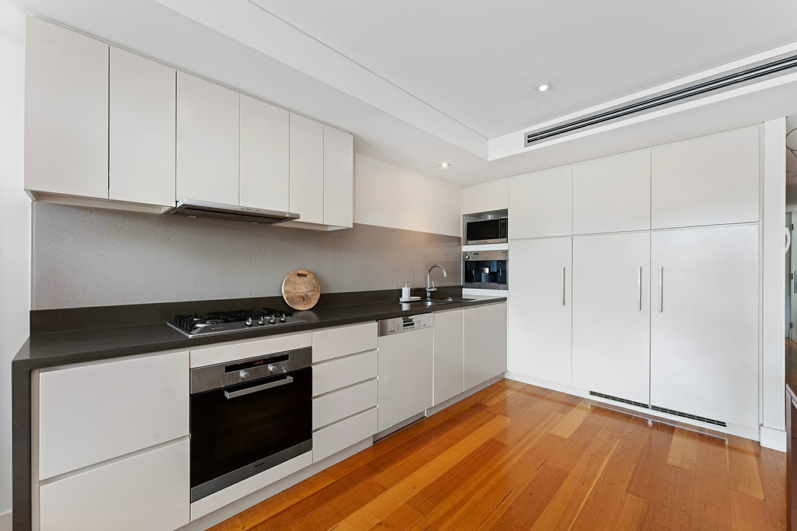 603/53-61 Crown St, WOLLONGONG, Wollongong - Thumbnail 3