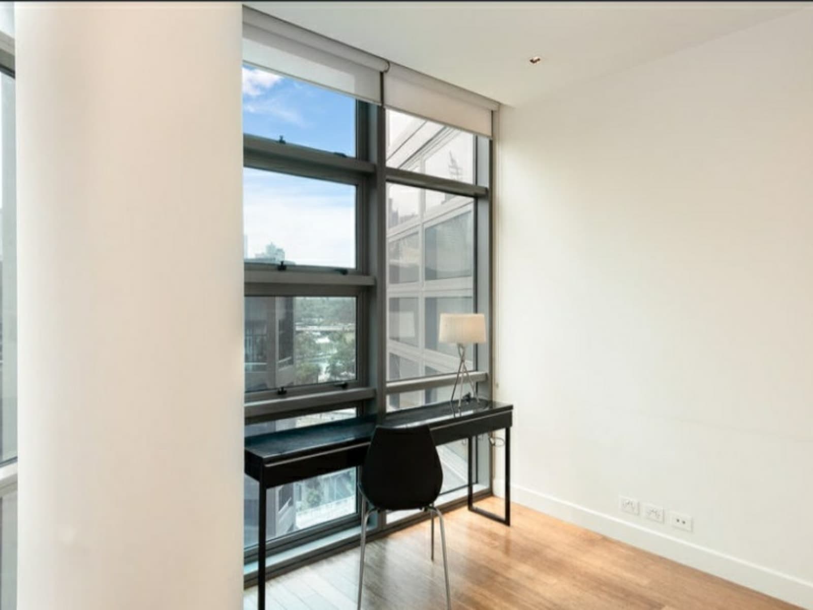 Level 18/1805/8 Kavanagh Street, SOUTHBANK, Southbank - Thumbnail 2