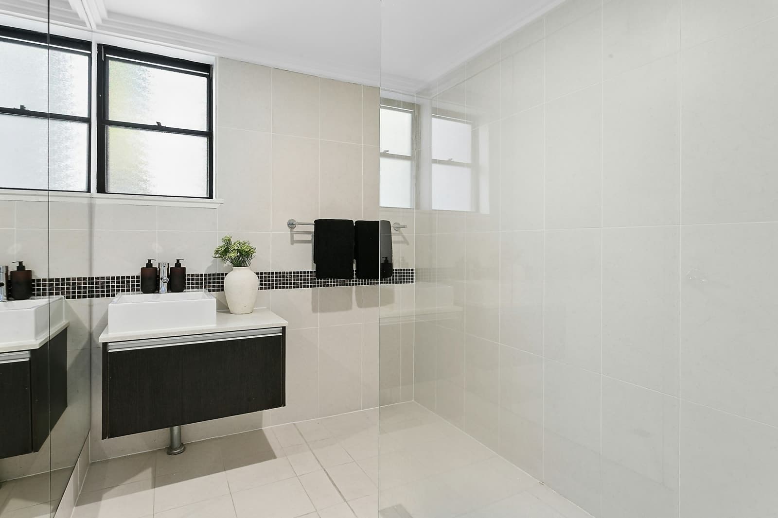 2/26-34 McElhone Street, WOOLLOOMOOLOO, Woolloomooloo - Thumbnail 5