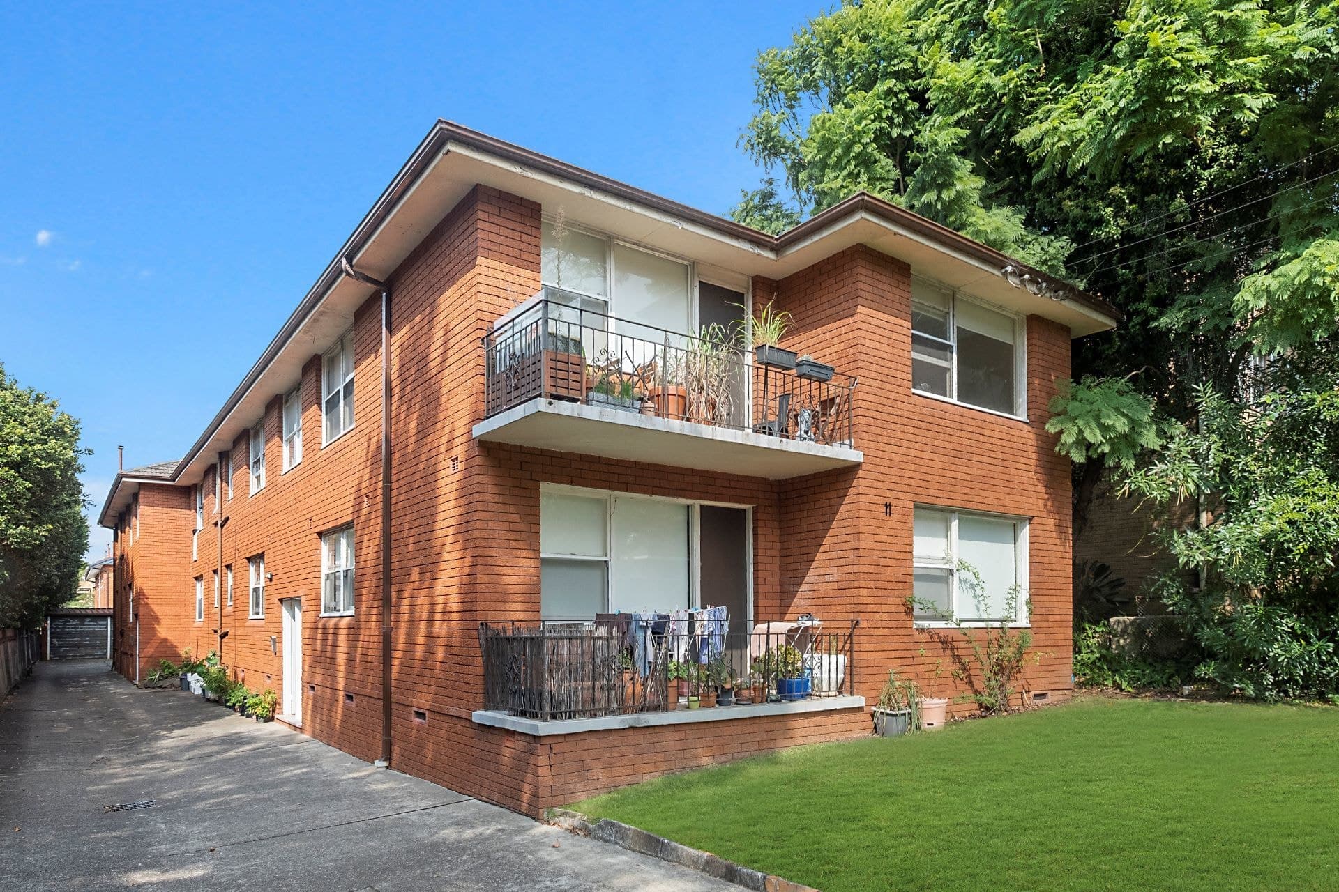 9/11 Cecil Street, Ashfield - Image 1