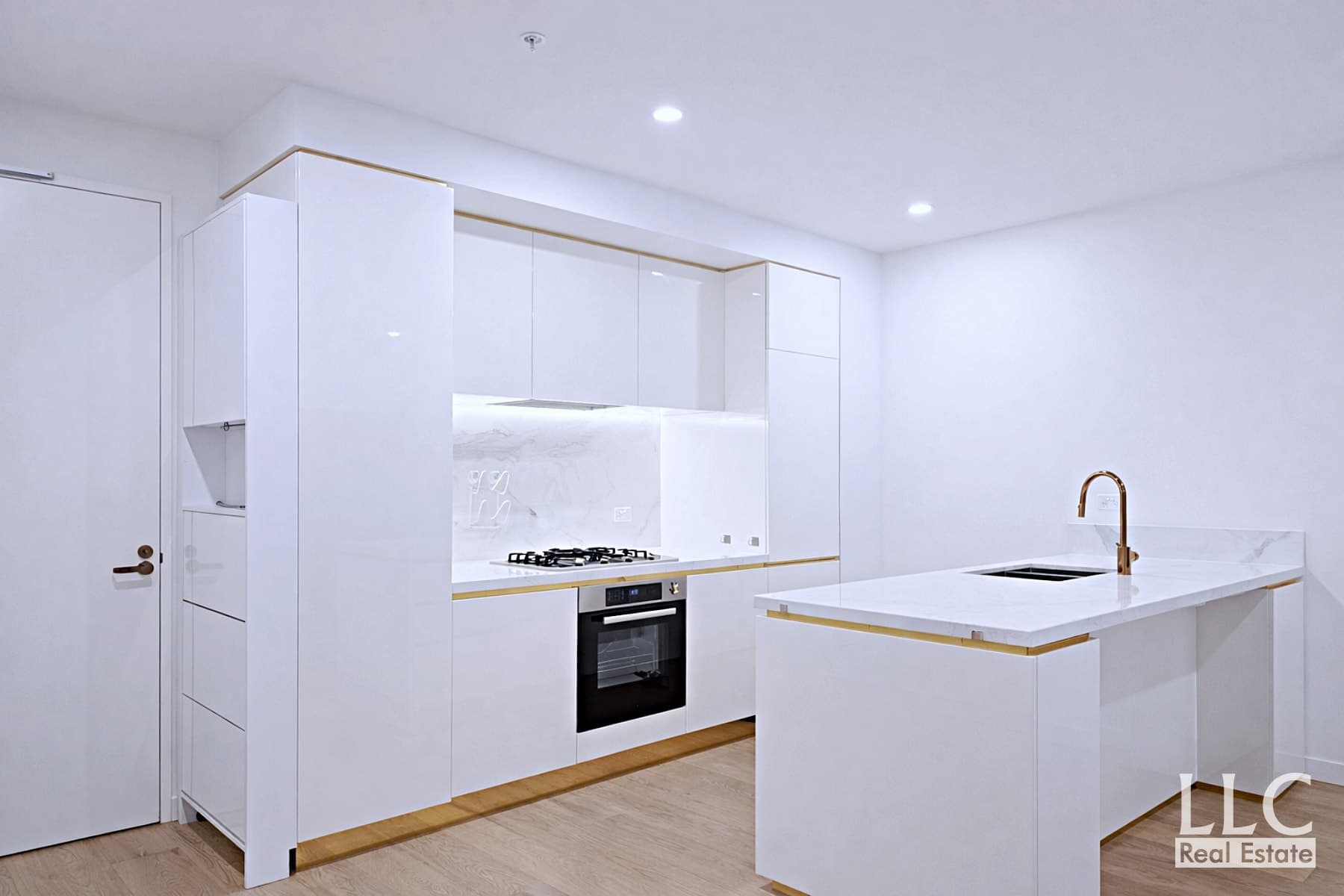 1804/845 Whitehorse Road, BOX HILL, Box Hill - Thumbnail 4