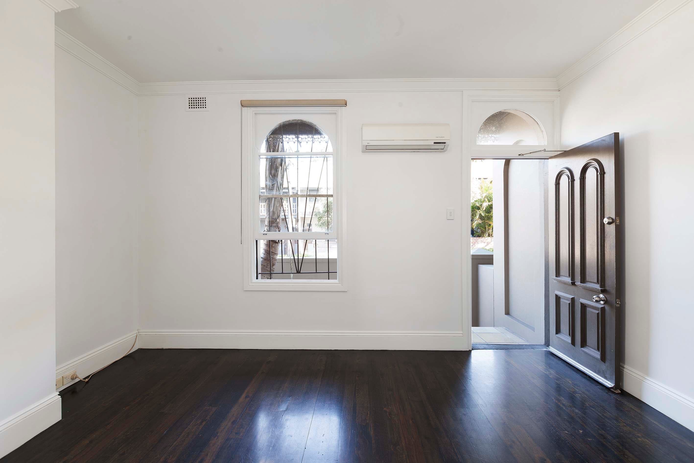 17/587-589 Riley Street, Surry Hills - Image 1