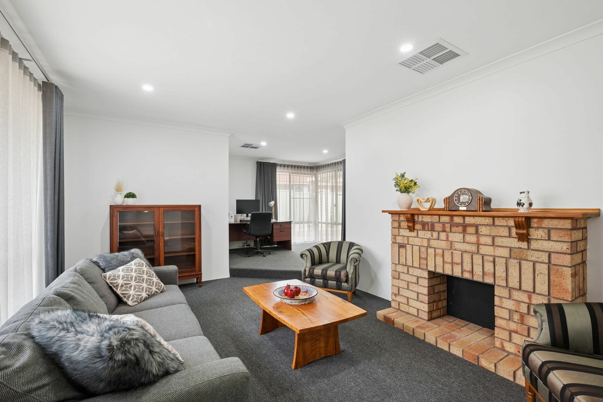 13 Reed Close, Thornlie, Thornlie - Thumbnail 6