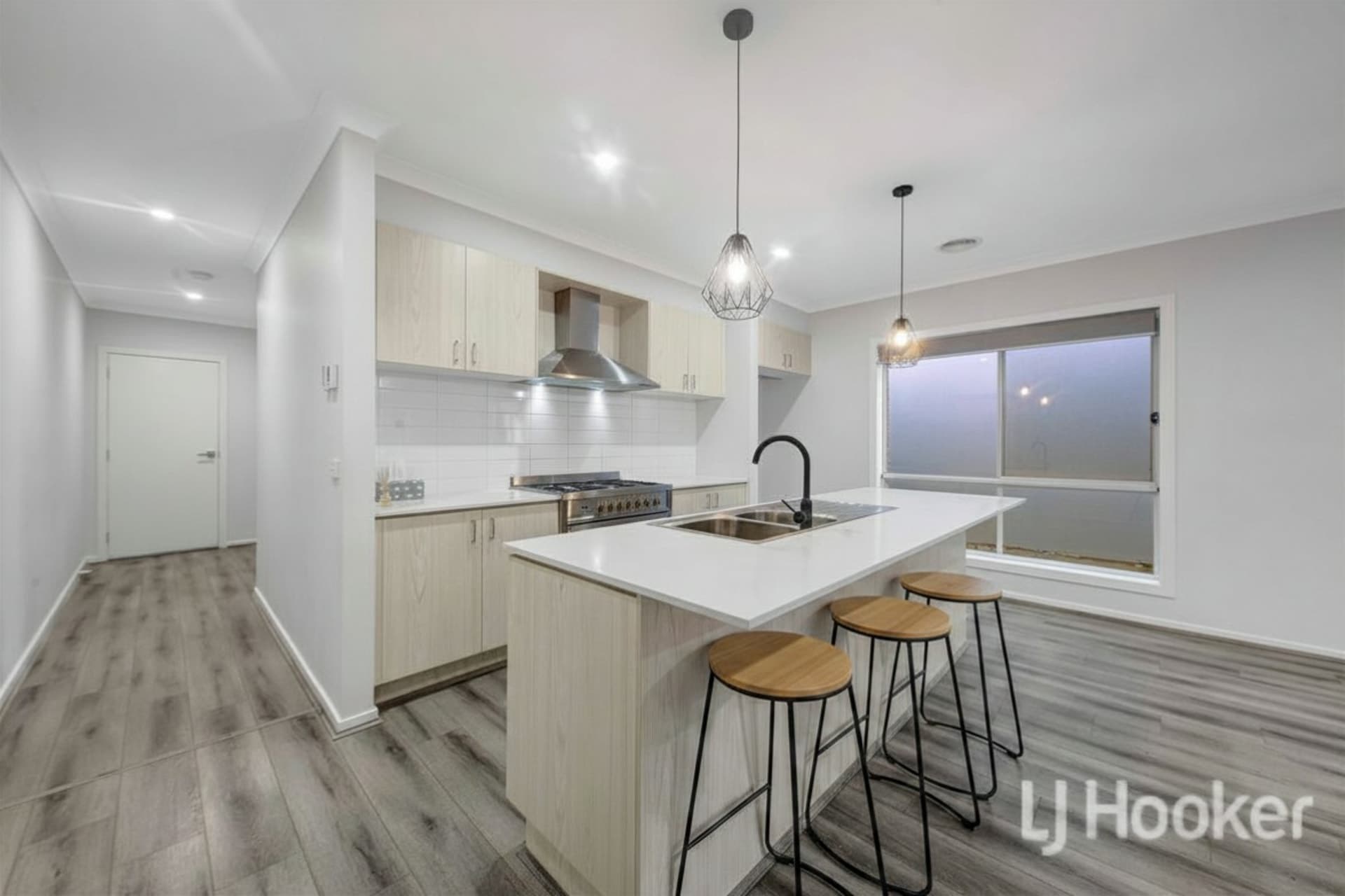 70 Elpis Road, Weir Views, Weir Views - Thumbnail 4
