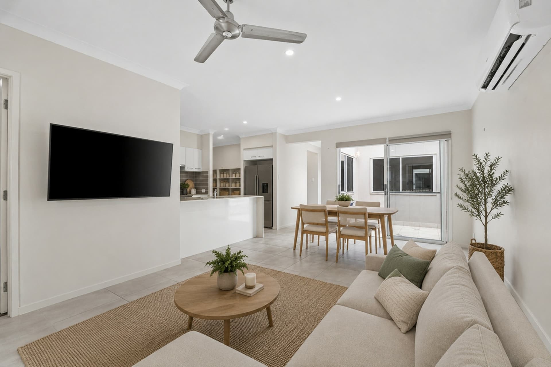 9 Wood Crescent, Baringa, Baringa - Thumbnail 3
