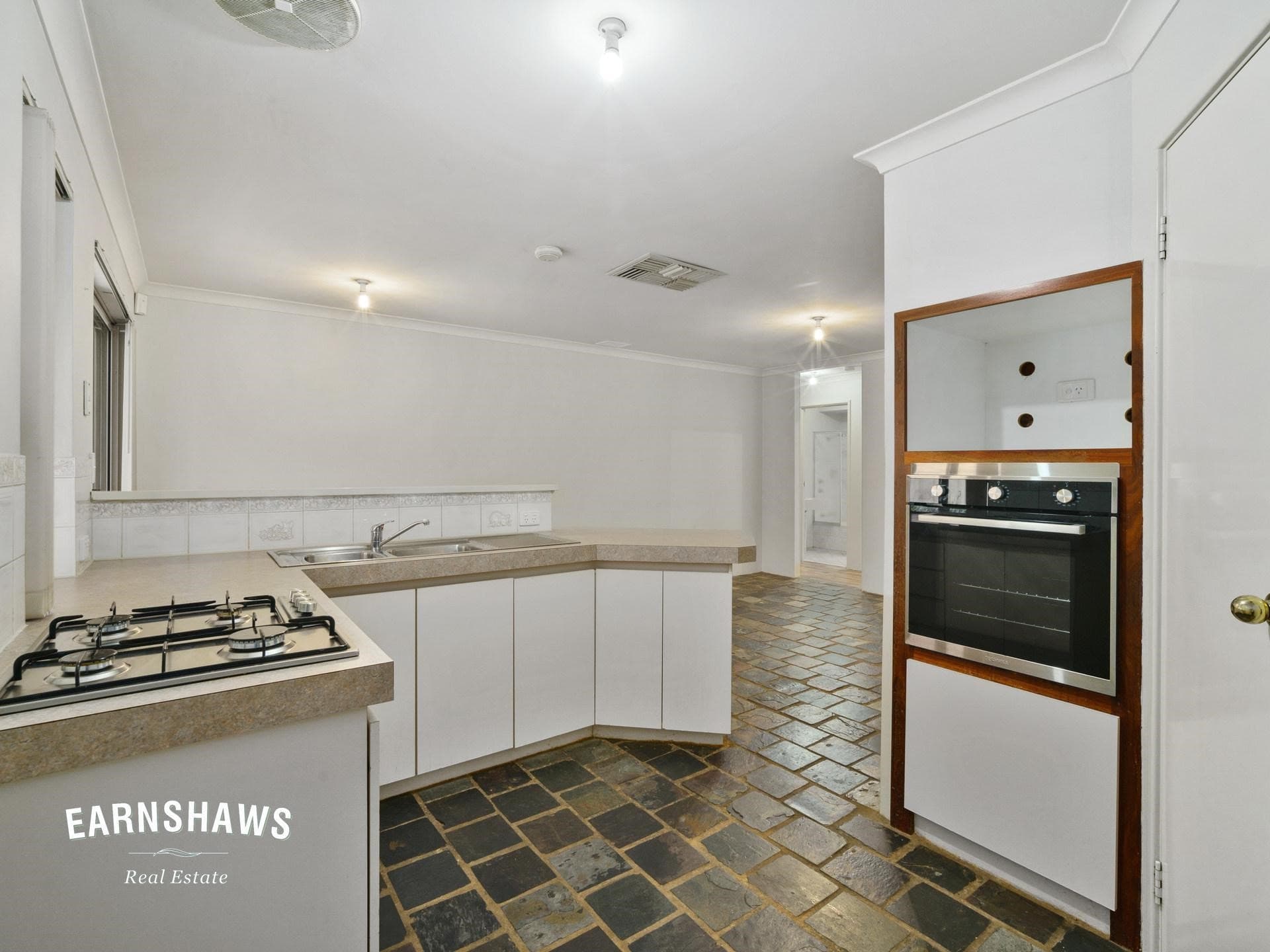 4 Gardenia Gardens, Helena Valley, Helena Valley - Thumbnail 4