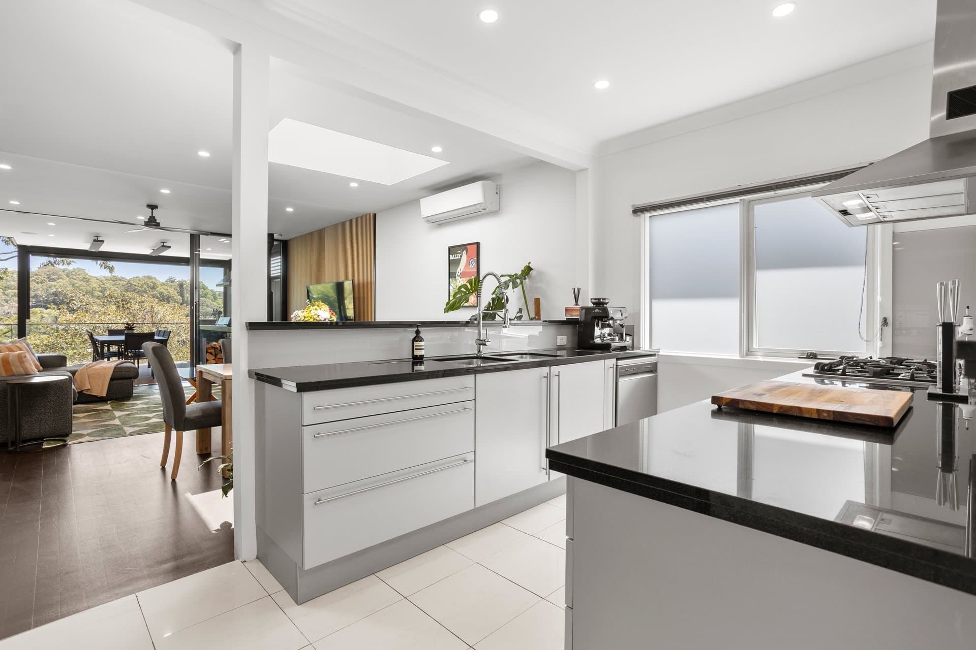 45 Riverview Road, Oyster Bay - Thumbnail 3