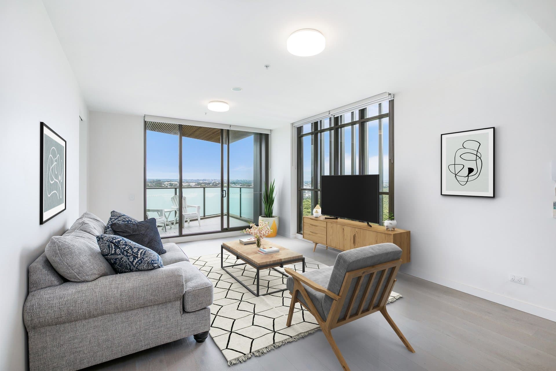 1002/3 Foreshore Boulevard, Woolooware - Image 1