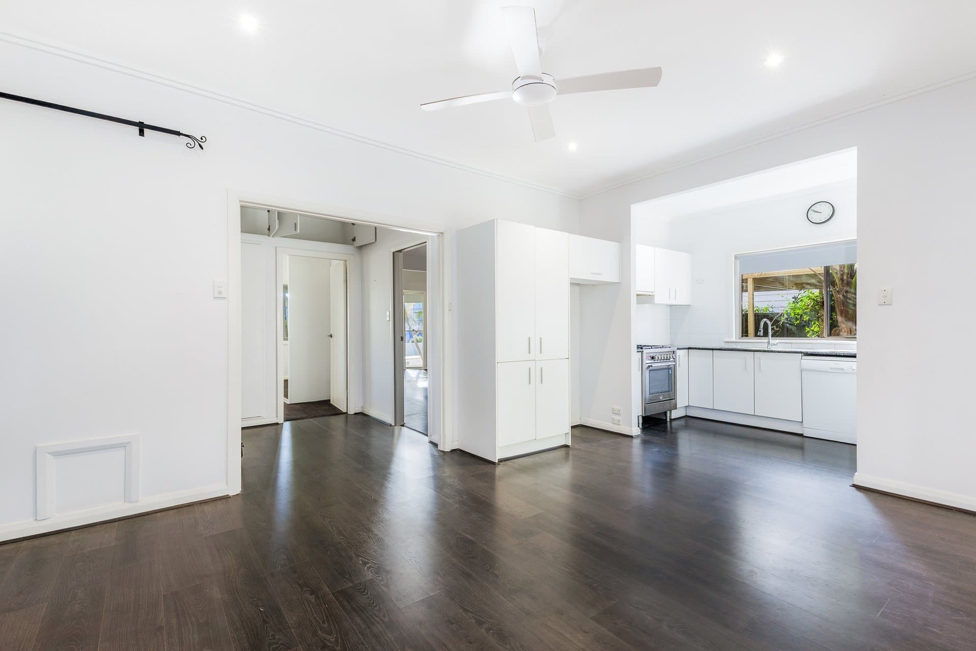 50 Telopea Avenue, Caringbah South - Thumbnail 2