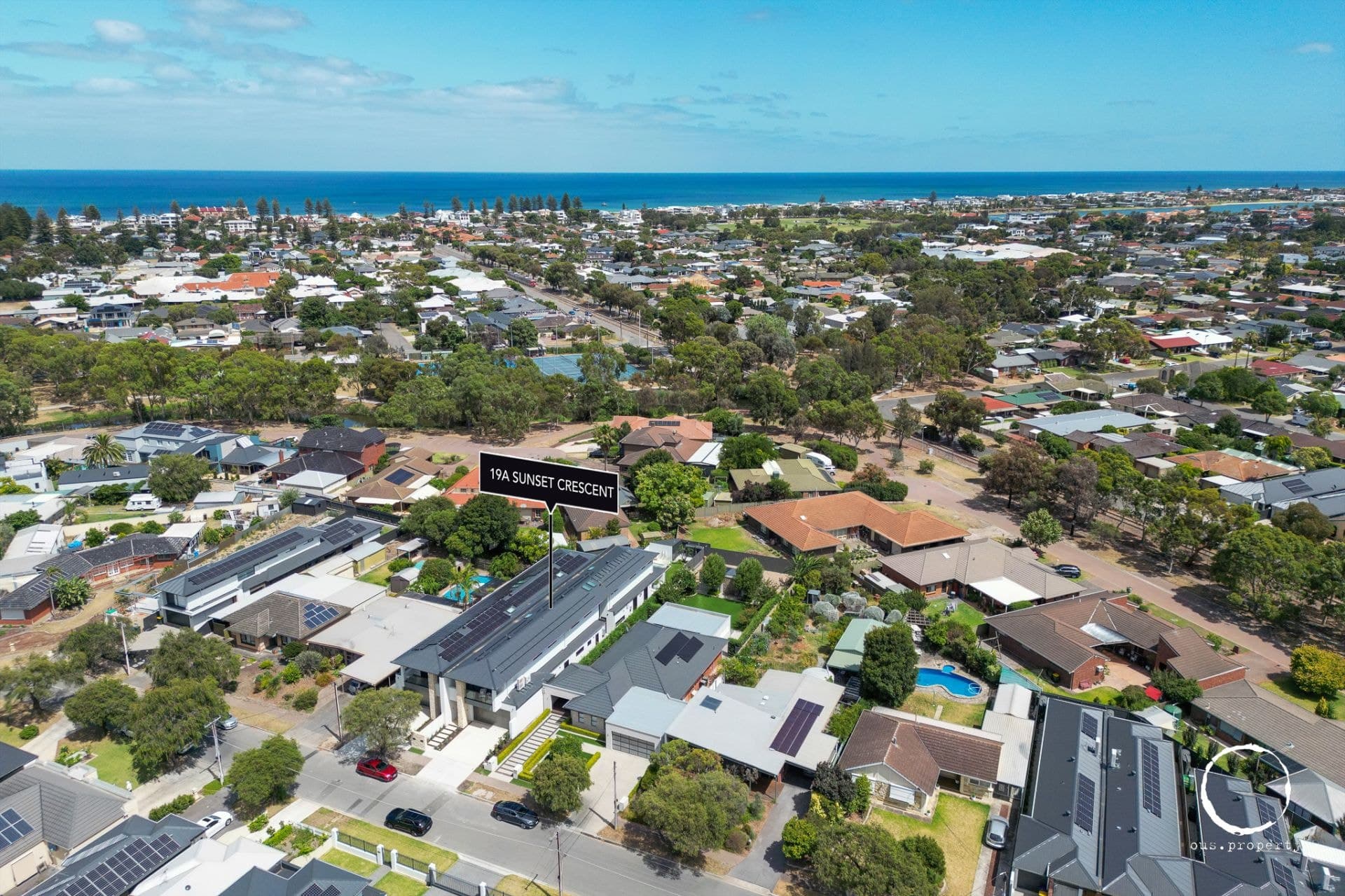19A Sunset Crescent, Grange, Grange - Thumbnail 3