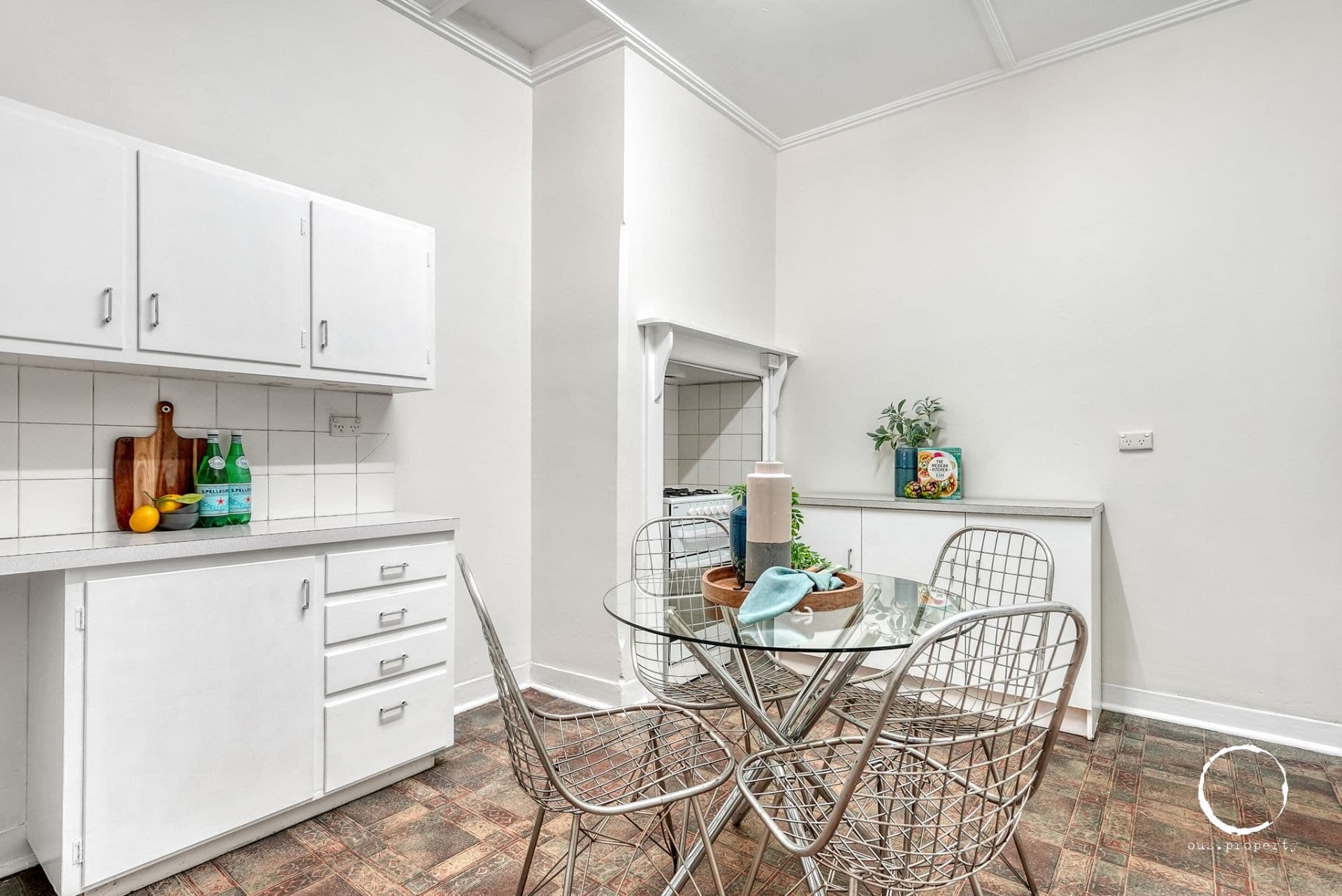 12 Sinclair Square, Pennington - Thumbnail 7