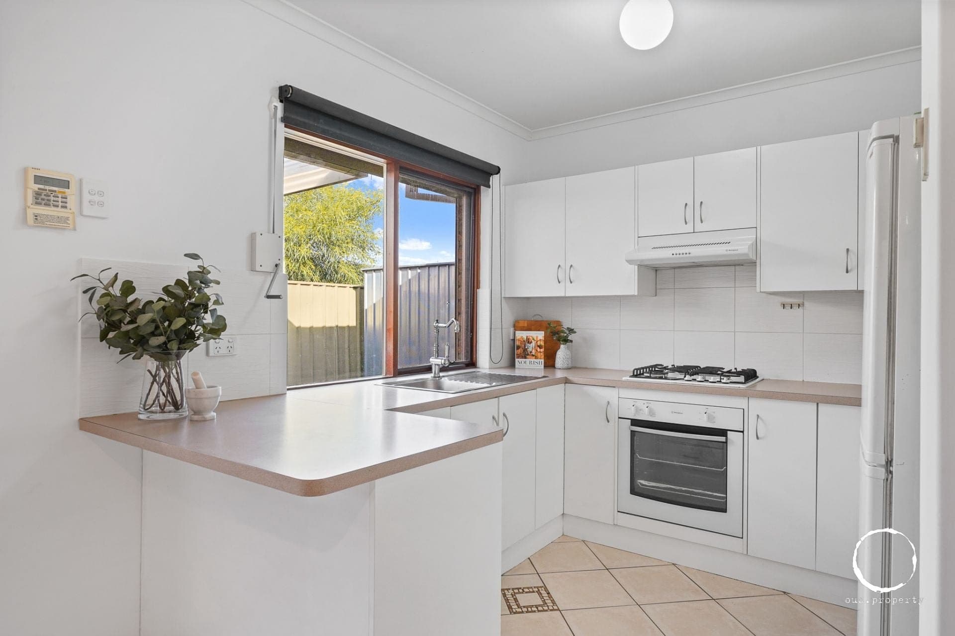 Unit 1, 446 Victoria Road, Taperoo - Thumbnail 7