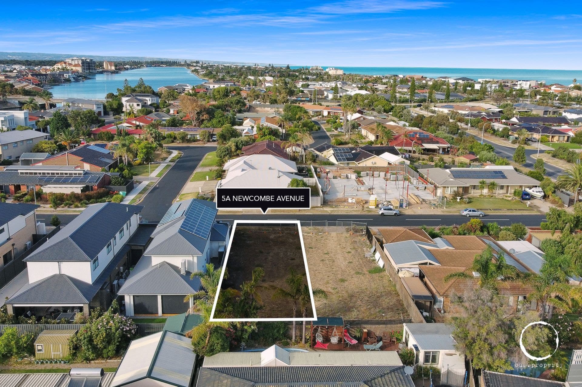 5A Newcombe Avenue, West Lakes Shore, West Lakes Shore - Thumbnail 3