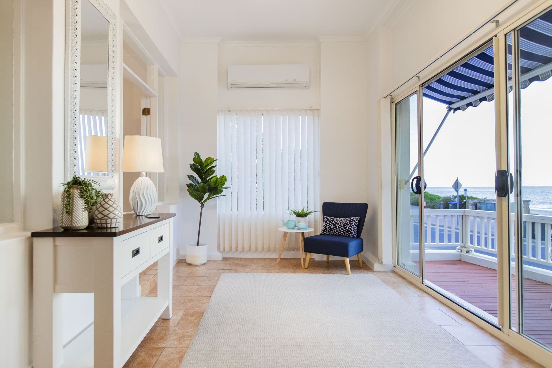 2/217 Esplanade, Henley Beach - Thumbnail 3