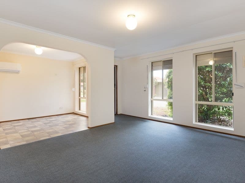 27/18 Washington Crescent, Findon - Thumbnail 3