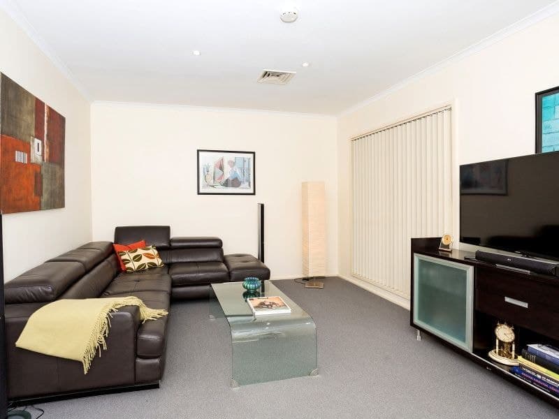 6 Lauriana Court, North Haven - Thumbnail 3