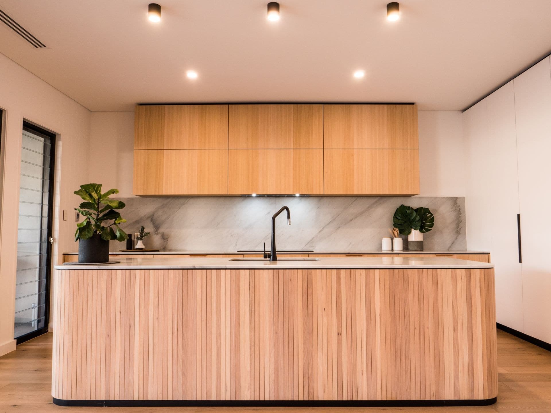 9 Poplar Street, West Beach - Thumbnail 4