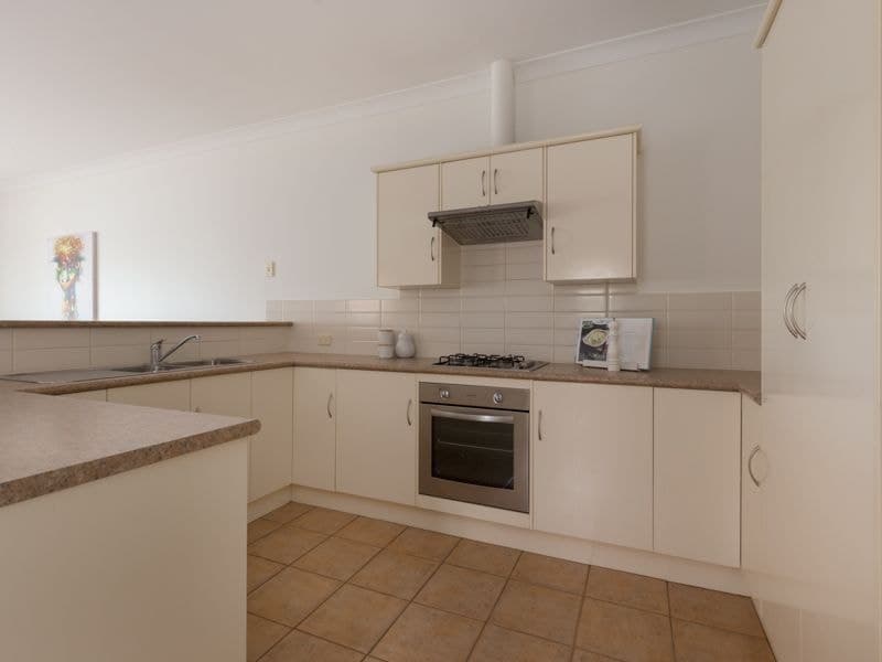 12 Warwick Street, Largs North - Thumbnail 7