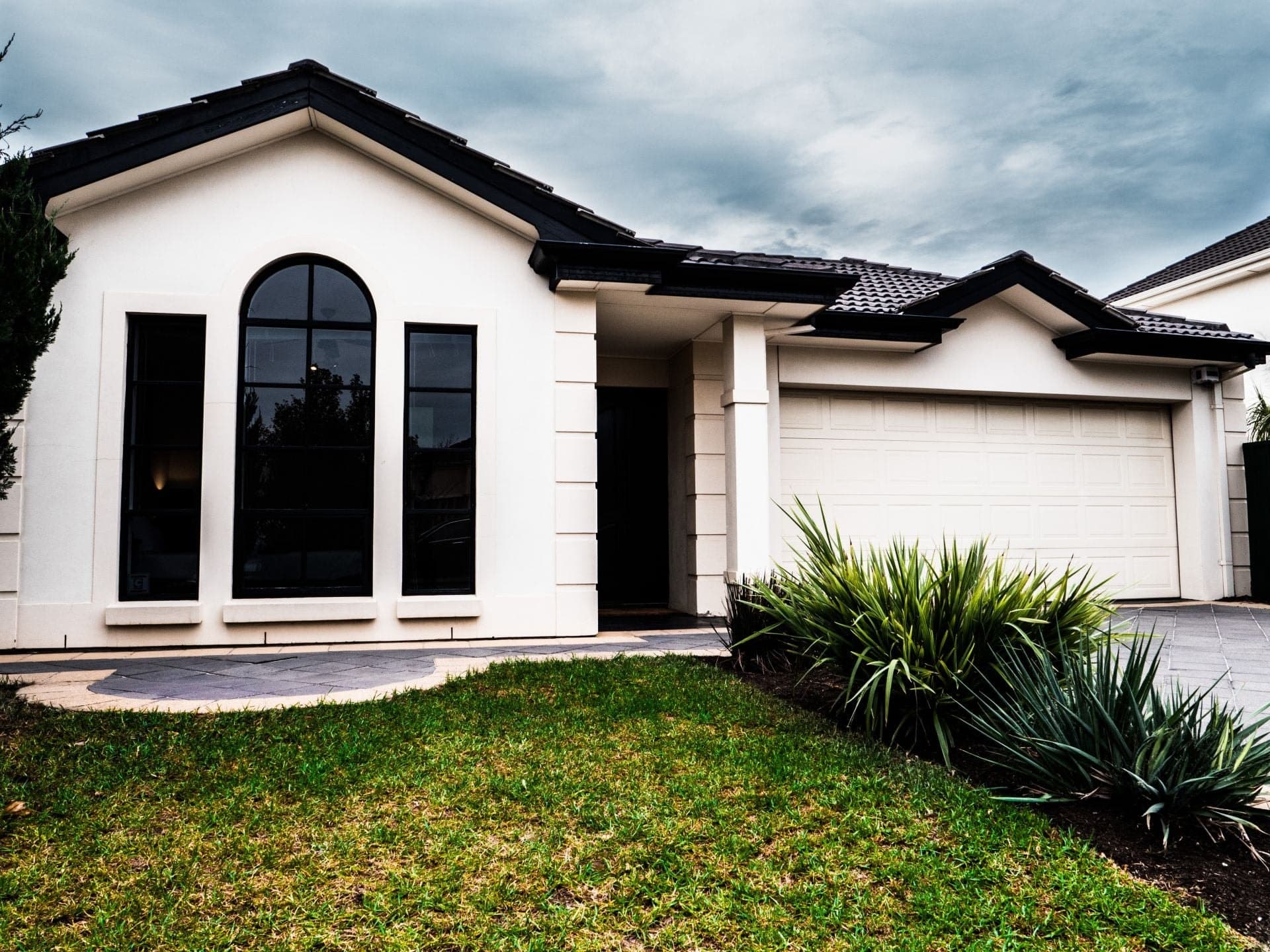17 Tolley Crescent, Brooklyn Park - Thumbnail 2