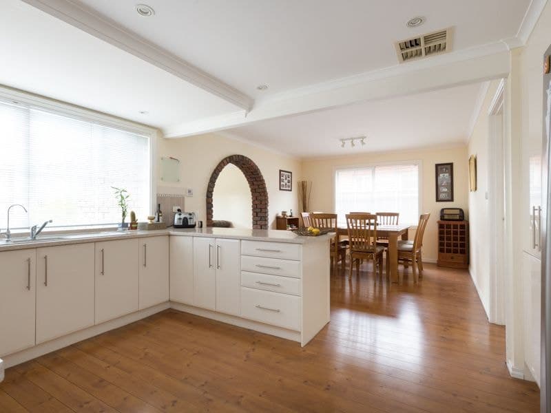 2 Raikoff Court, Fulham - Thumbnail 8
