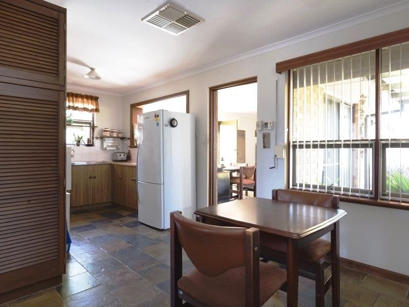 5 Finke Avenue, West Lakes Shore - Thumbnail 8