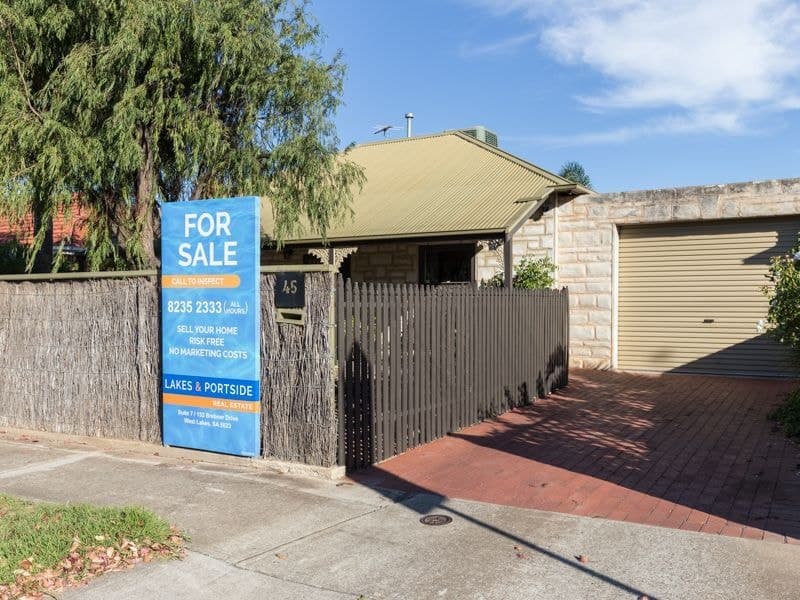 45 Angley Avenue, Findon - Image 1