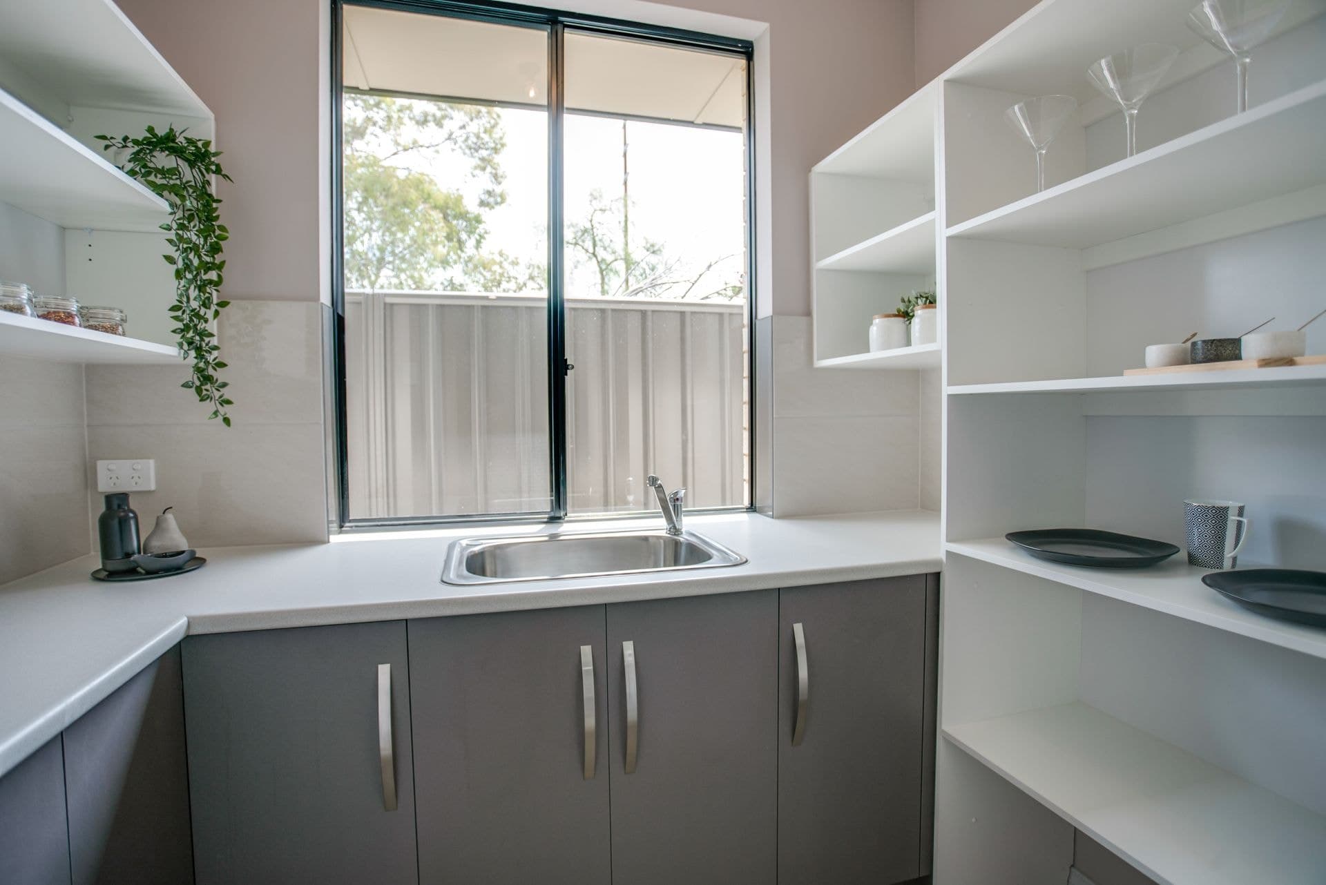32 Lawrie Street, Henley Beach - Thumbnail 3