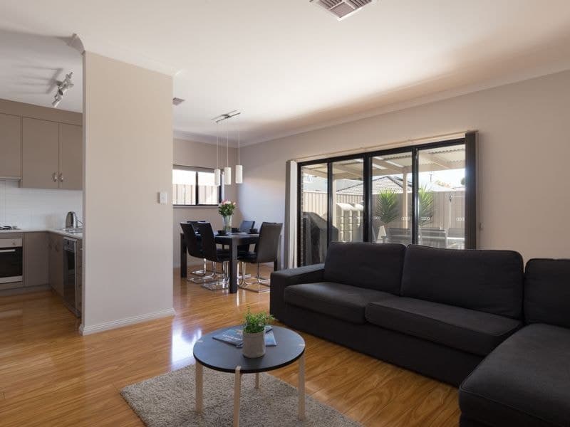 63 Portland Road, Queenstown - Thumbnail 3