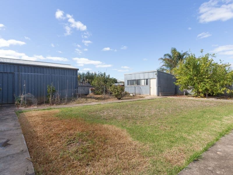 16 Squires Avenue, Seaton - Image 1