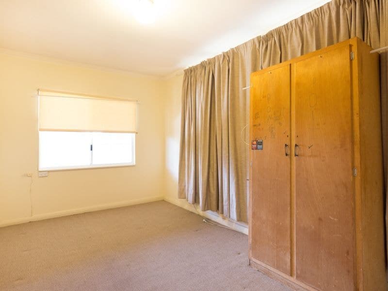 16 Squires Avenue, Seaton - Thumbnail 7