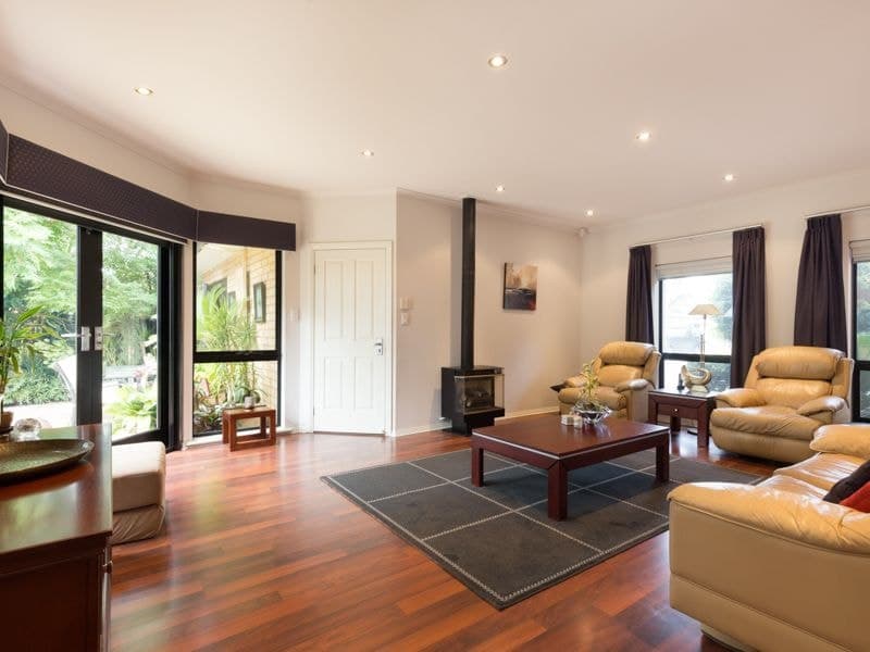 1 Kirra Avenue, West Lakes Shore - Thumbnail 4