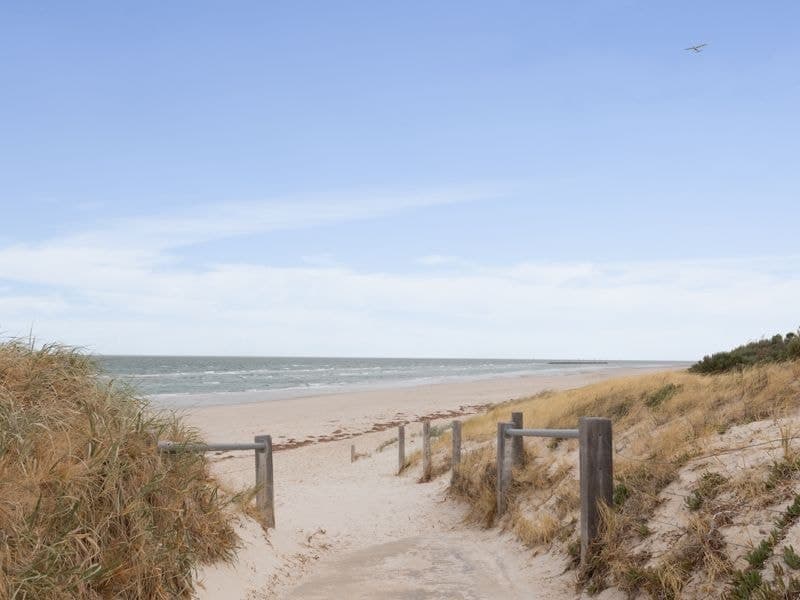 2/1 Third Avenue, Semaphore Park - Thumbnail 3
