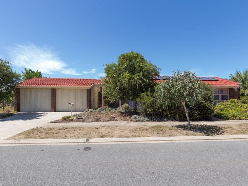 4 Nambucca Avenue, West Lakes Shore - Thumbnail 2