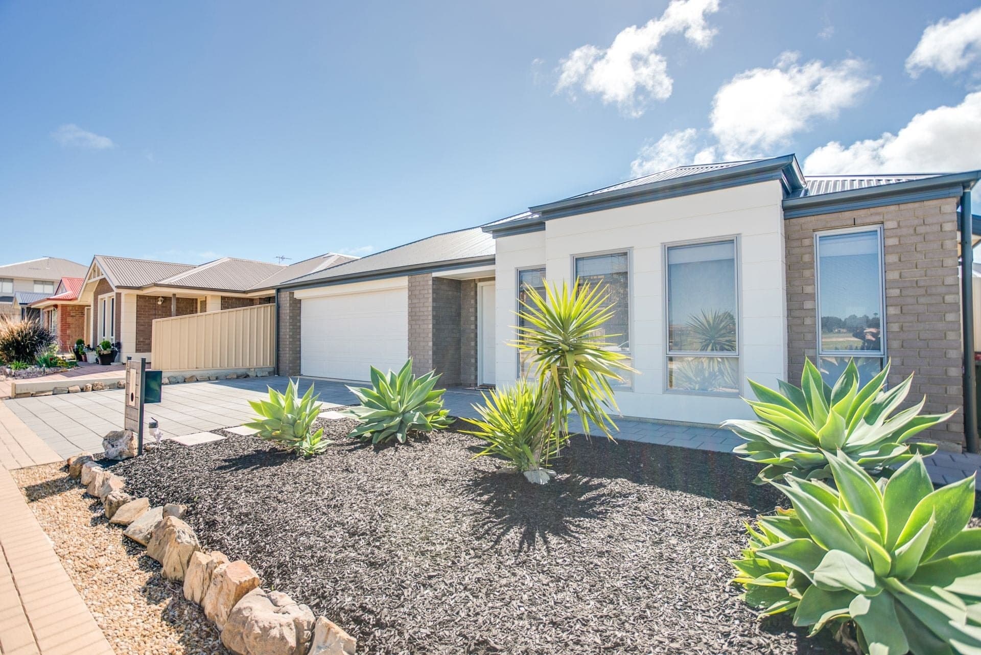 21 Prow Drive, Seaford Meadows - Thumbnail 2