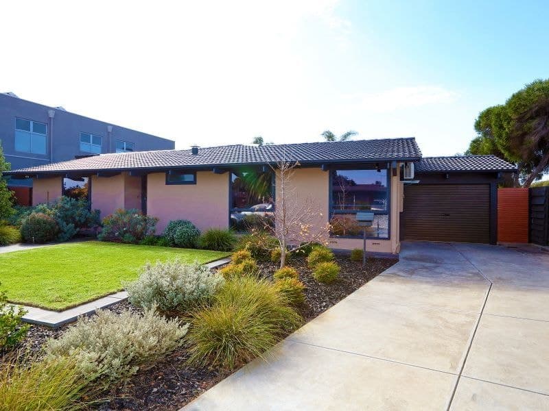 2 Kiama Avenue, West Lakes Shore - Thumbnail 3