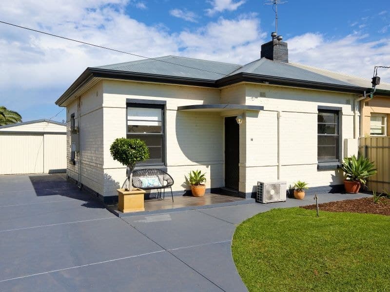 16 Spad Street, Albert Park - Thumbnail 3
