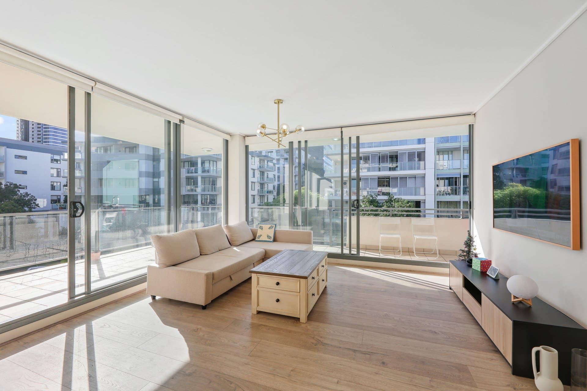 401/3 Jean Wailes Avenue, Rhodes - Image 1