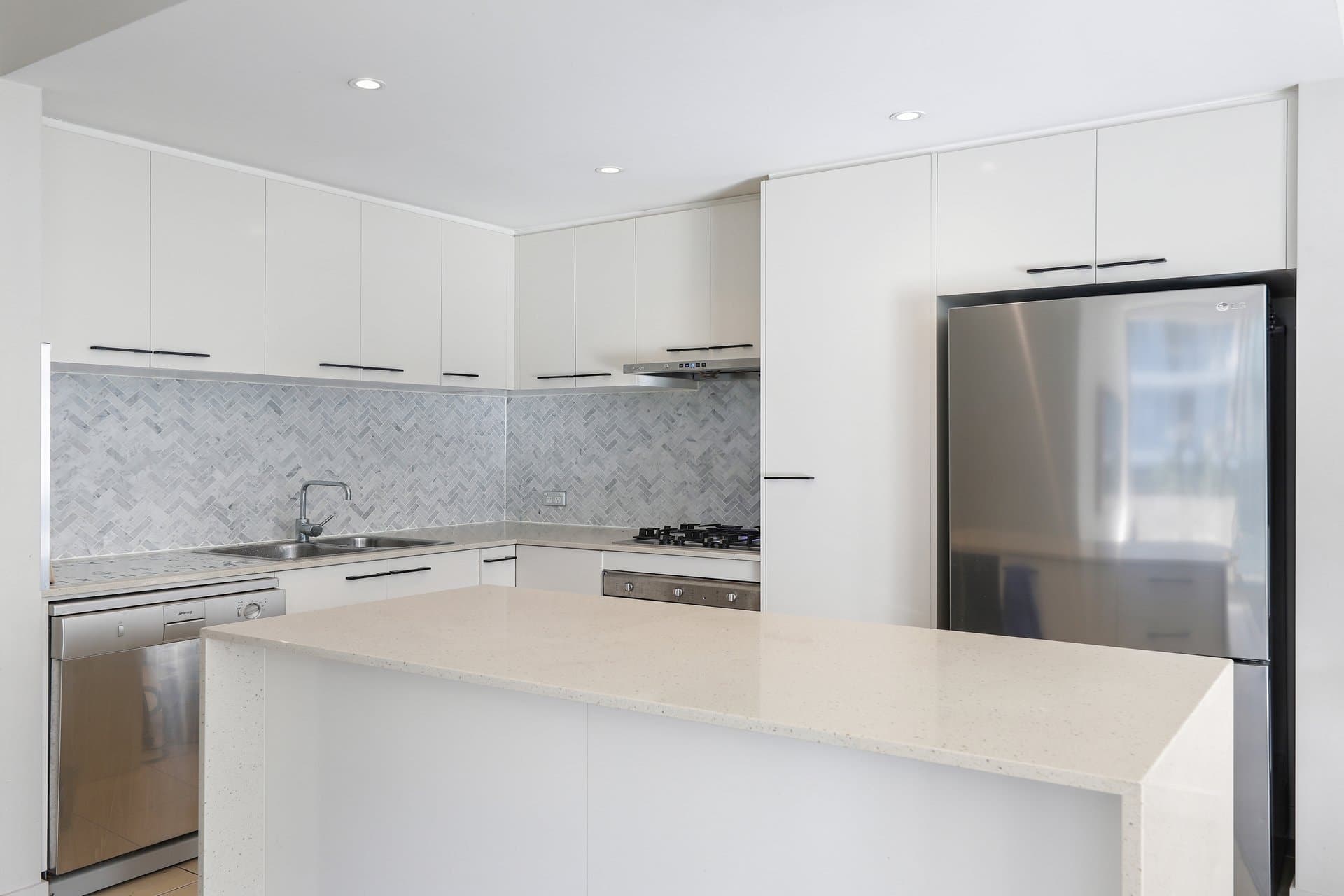 401/3 Jean Wailes Avenue, Rhodes - Thumbnail 2