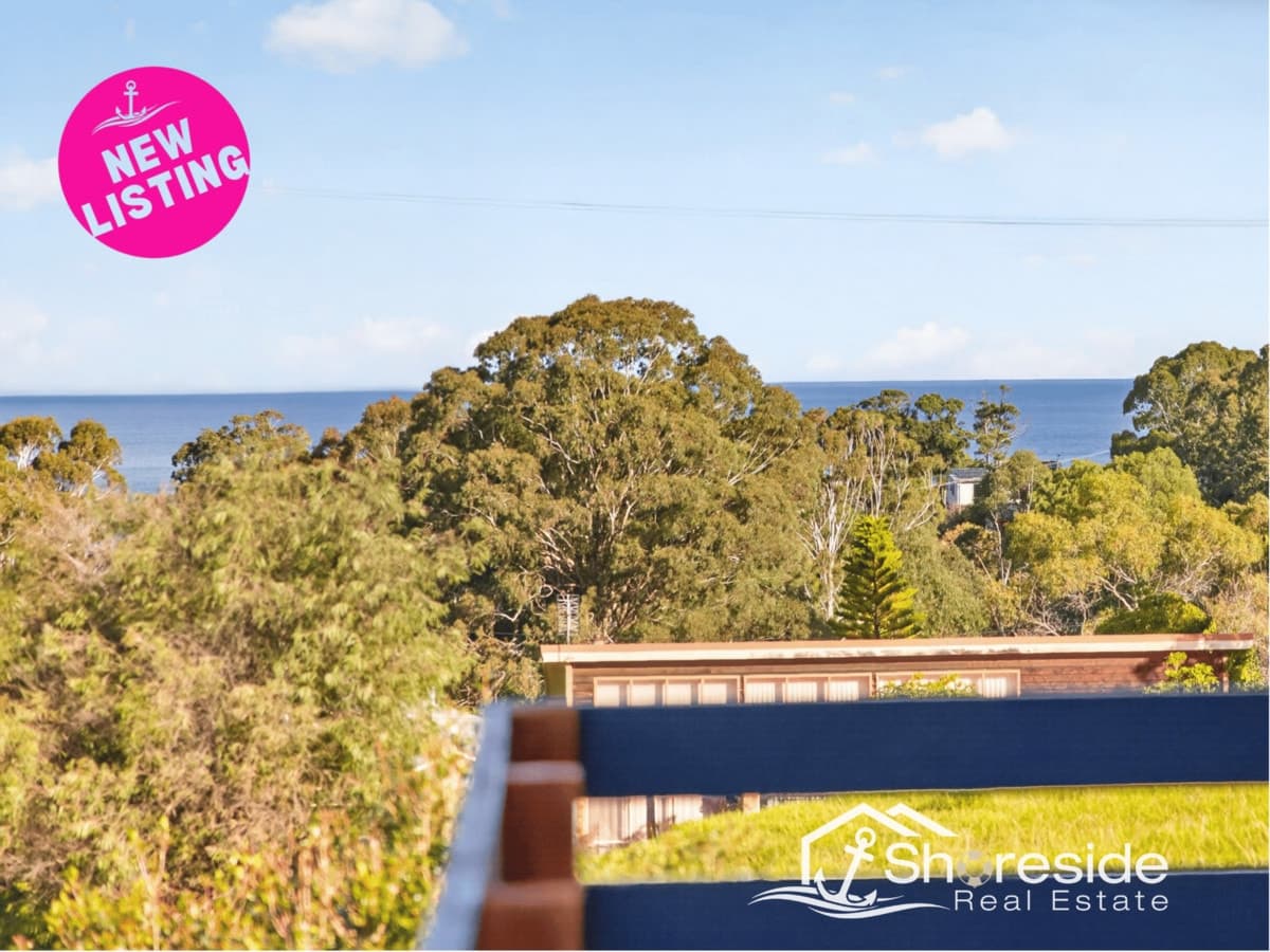 16 Ozone Crescent, LAKES ENTRANCE VIC 3909, Lakes Entrance - Image 1