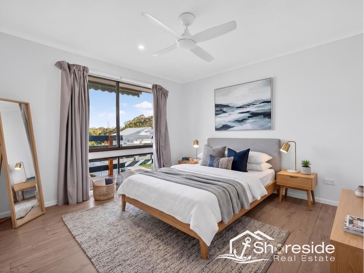 16 Ozone Crescent, LAKES ENTRANCE VIC 3909, Lakes Entrance - Thumbnail 8