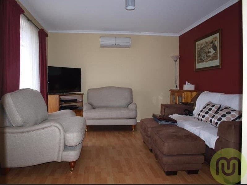 16 McDonnell Close, Dunlop - Thumbnail 3