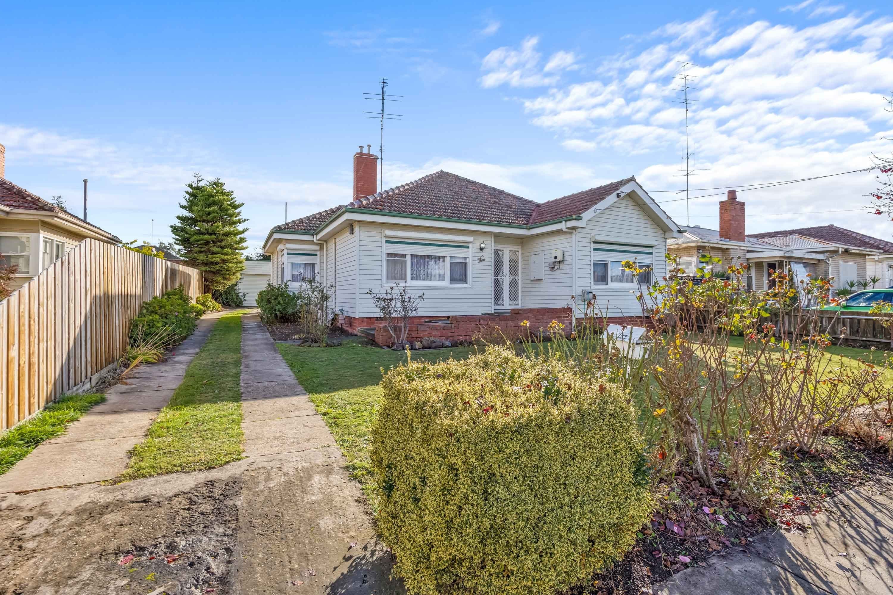 3 Head Street, Wendouree  Victoria  3355, Australia, Wendouree - Thumbnail 2