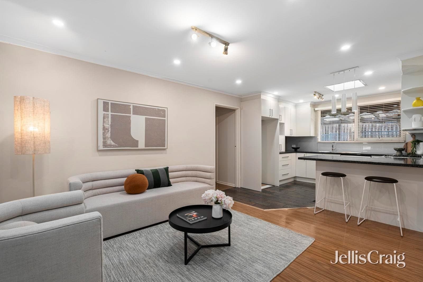7 Melody Court, Mooroolbark, Mooroolbark - Thumbnail 3